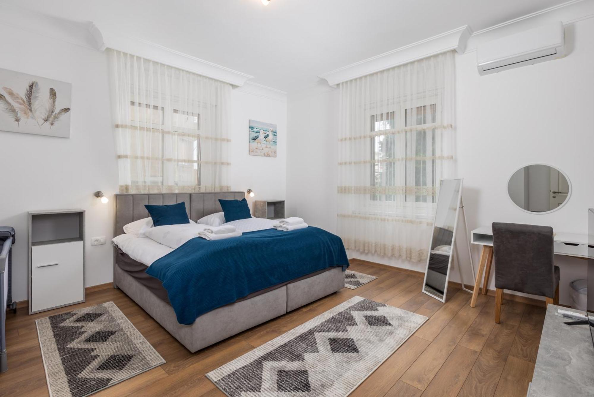 Apartman Amelia & Julia *